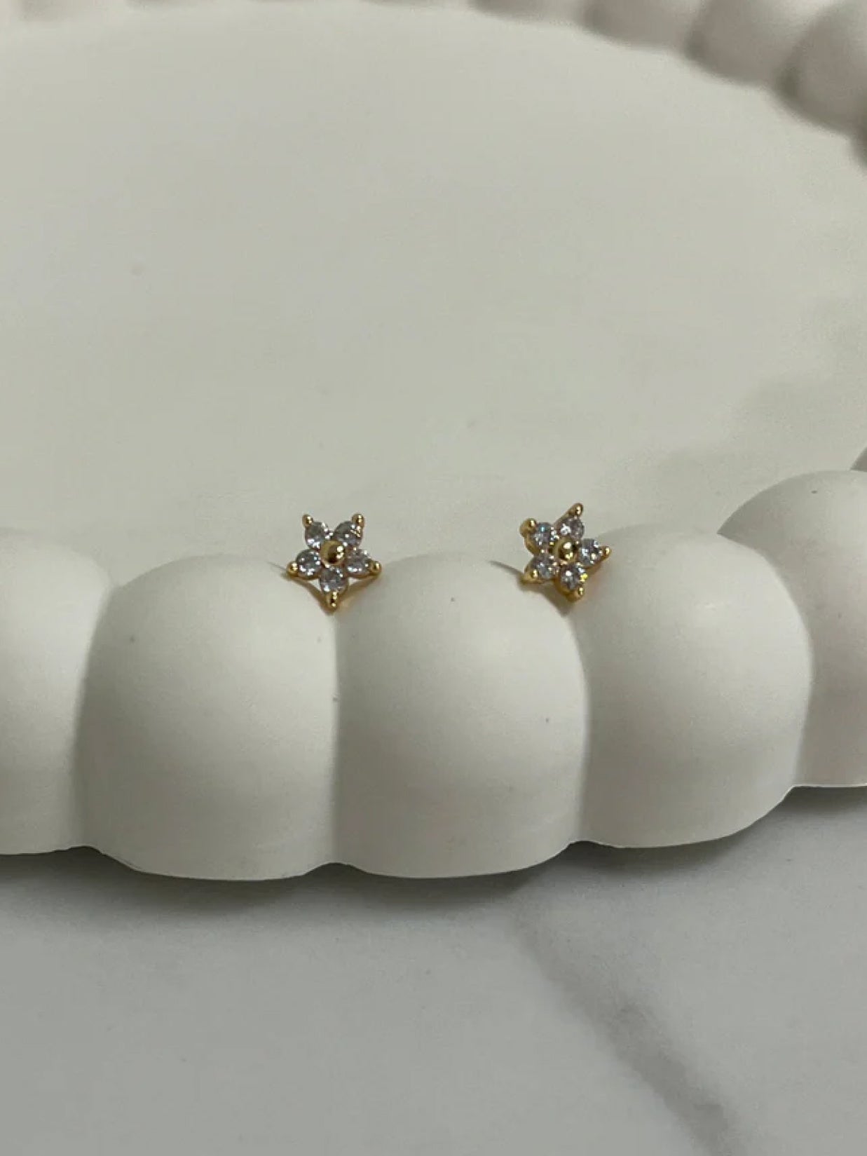 Mini 5 Stem Flower Studs