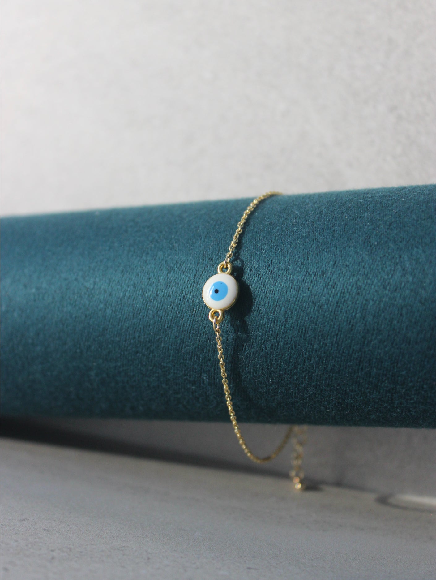 White Dainty Evil Eye Bracelet