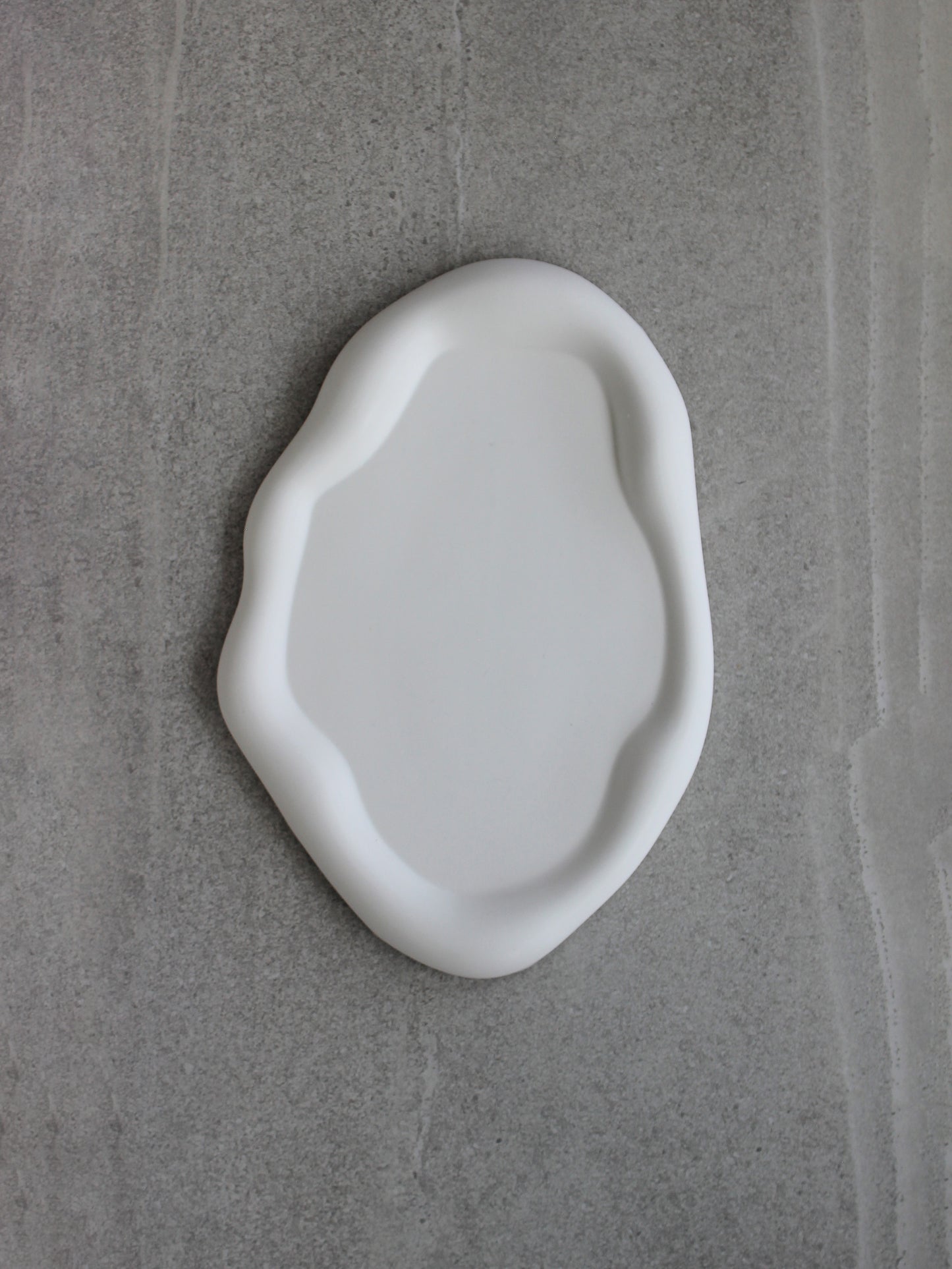 Oval Wavy Jesmonite Tray