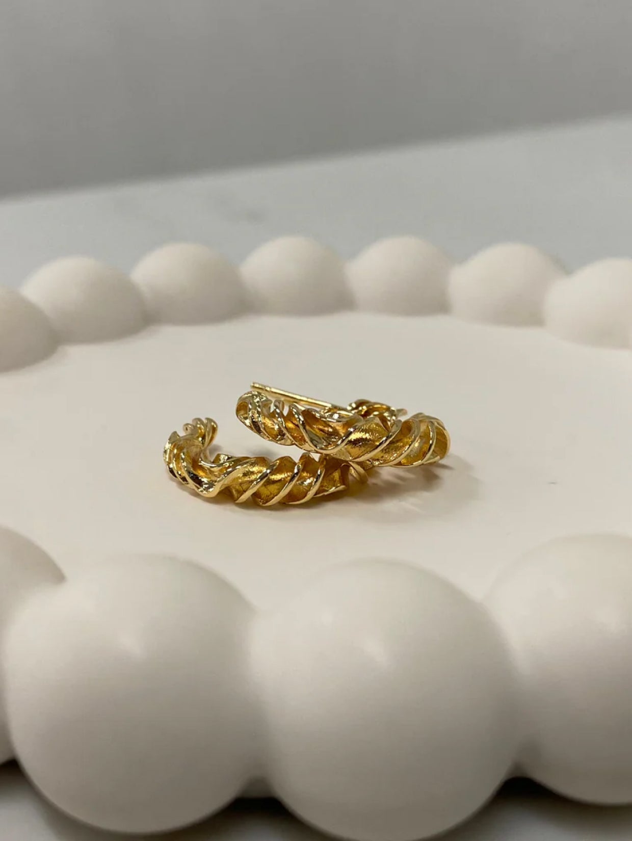 Wavy Spiral Hoops