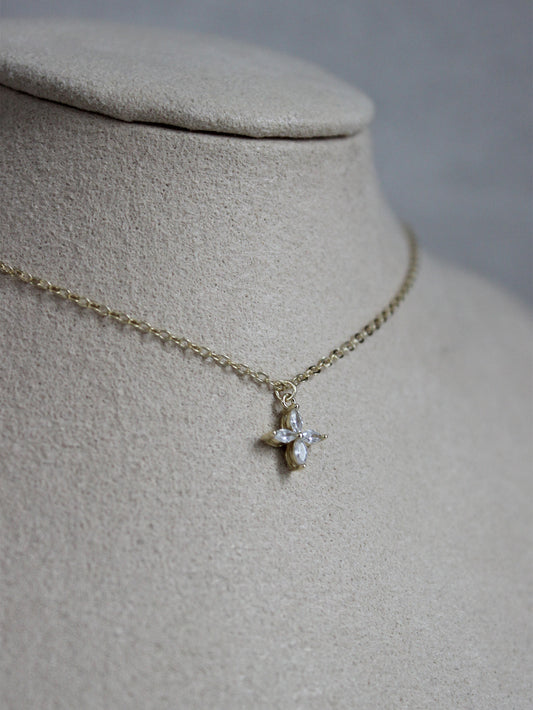 Vermeil Small Flower Necklace