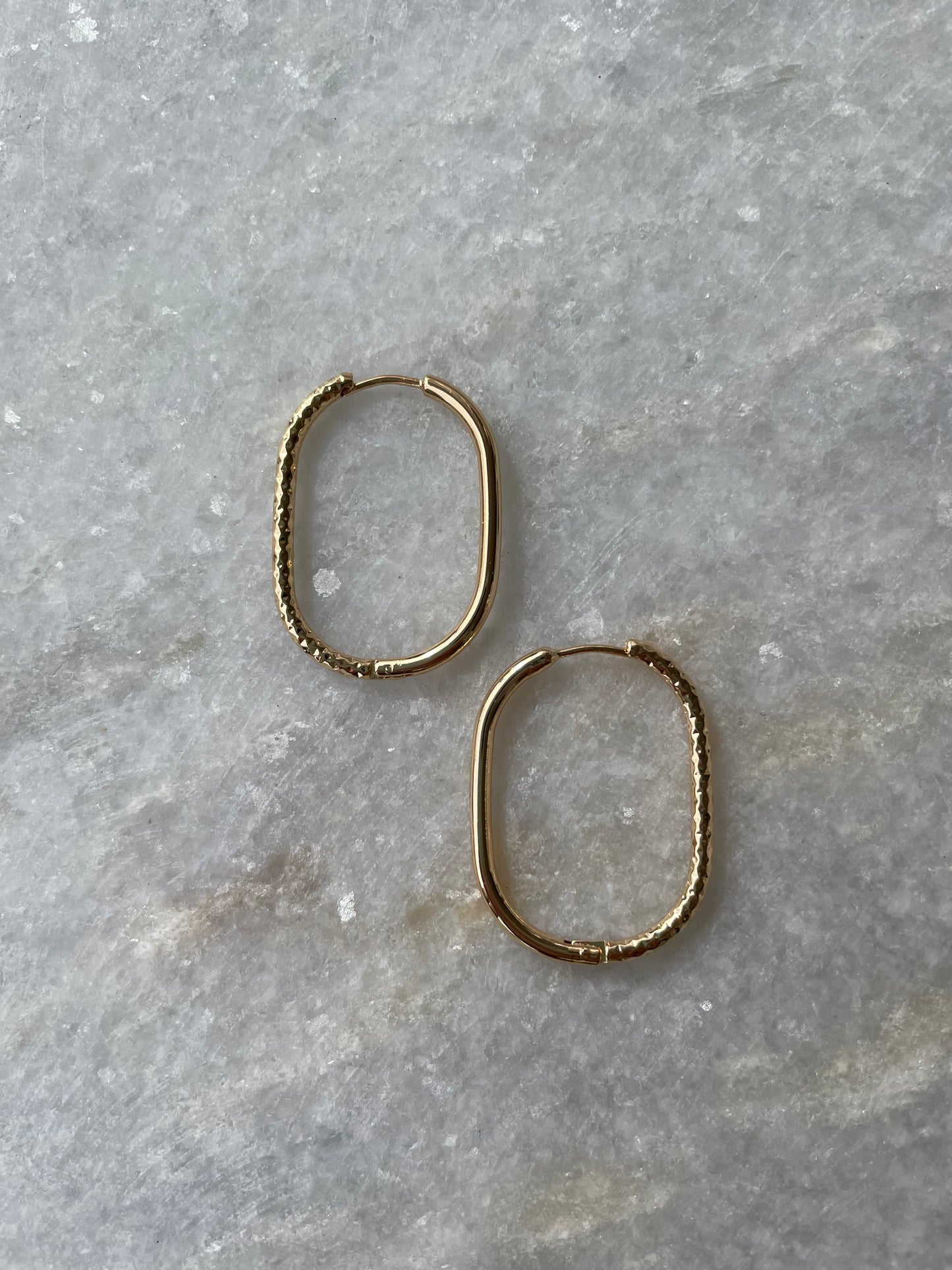 Oval Hoops