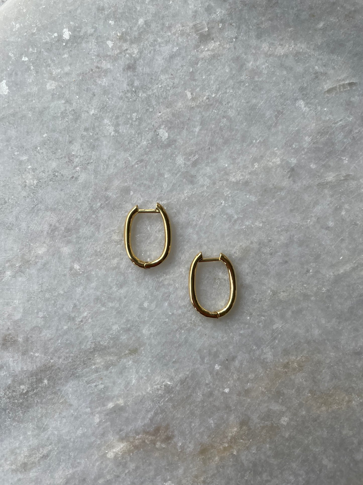 Oval Hoops